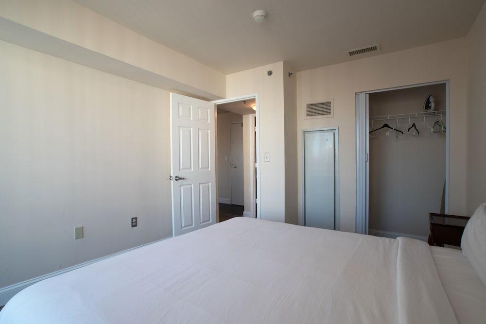 Joud Apartahotel Washington