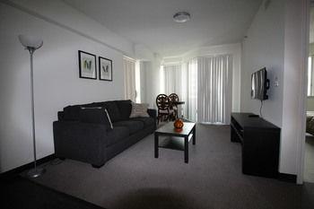 Apartahotel Joud 3*
